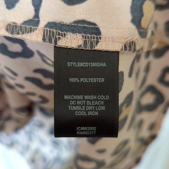 Sanctuary Leopard Print Smocked Square Neck Balloon Sleeve A-Line Mini Dress 4 - Picture 7 of 13